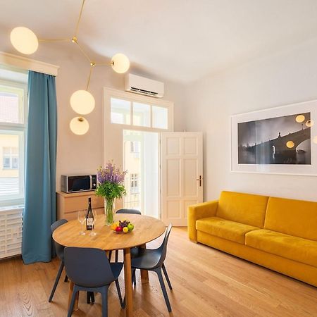Quiet City Center Apartment In Hip & Foodie Area براغ المظهر الخارجي الصورة