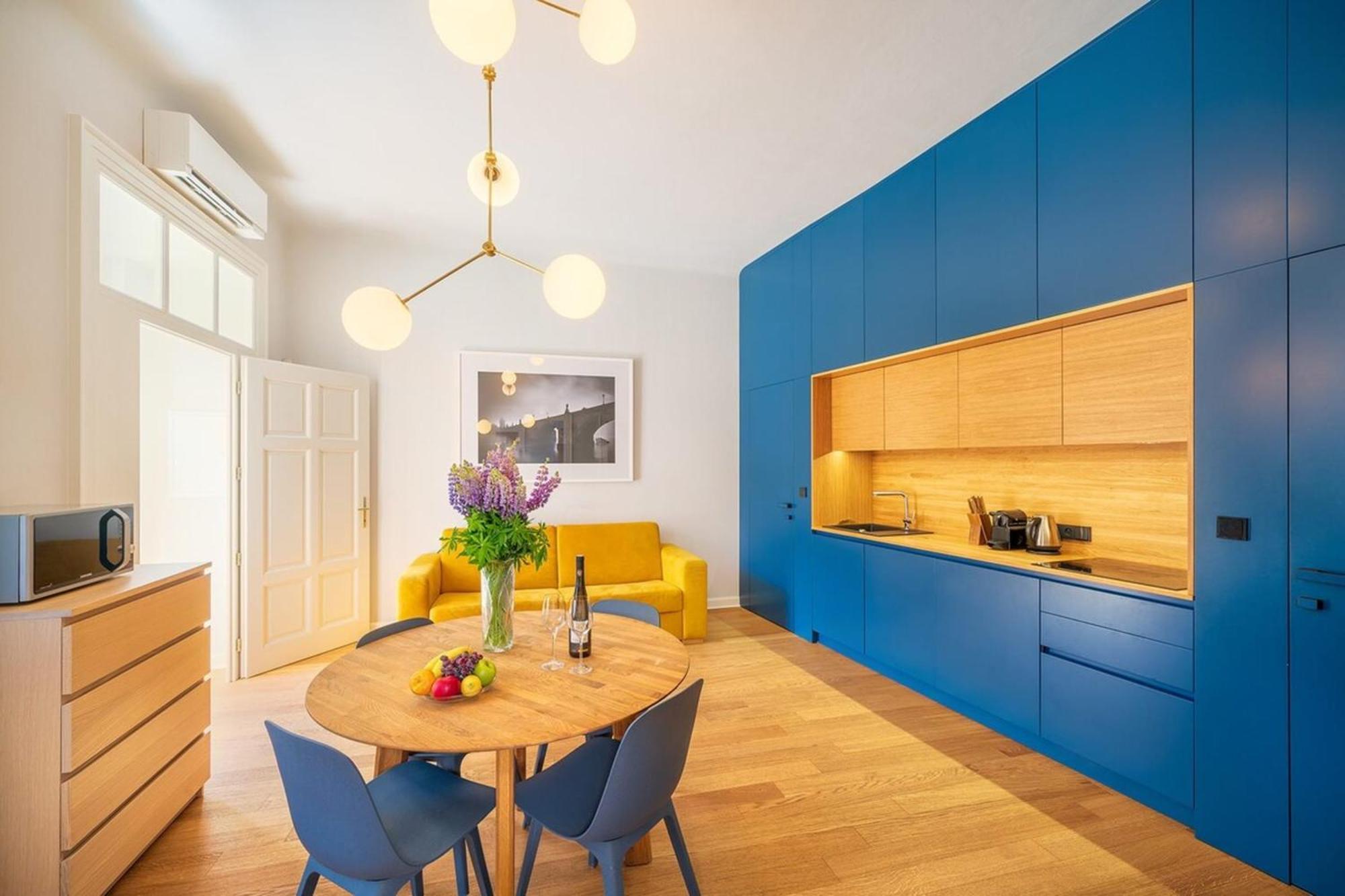 Quiet City Center Apartment In Hip & Foodie Area براغ المظهر الخارجي الصورة