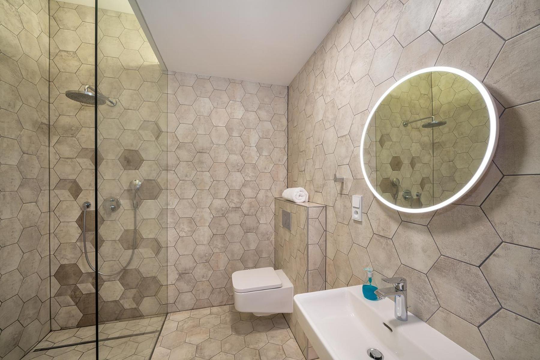 Quiet City Center Apartment In Hip & Foodie Area براغ المظهر الخارجي الصورة